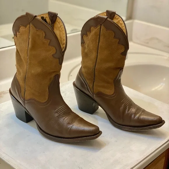 J B Dillon Women’s Cowboy western boots size 7B  great condition clean interior - Picture 9 of 9